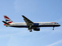 G-CPET @ EGLL - British Airways - by Chris Hall