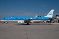 PH-EZE @ VIE - KLM Embraer 190 - by Dietmar Schreiber - VAP