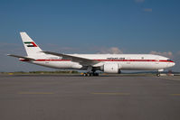 A6-ALN @ VIE - UAE Government Boeing 777-200 - by Dietmar Schreiber - VAP