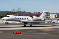 N117WR @ SMO - Whiskey Romeo Owner LLC Gulfstream G-IV-X N117WR from Las Vegas McCarran Int'l (KLAS) landing on RWY 21. - by Dean Heald