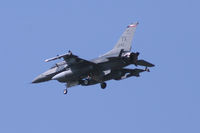 86-0242 @ NFW - Texas ANG F-16 landing at NAS Fort Worth