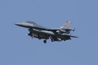 86-0216 @ NFW - Texas ANG F-16 landing at NAS Fort Worth - by Zane Adams