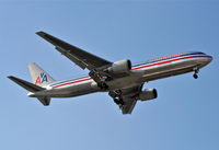 N351AA @ KORD - American Airlines Boeing 767-323. N351AA RWY 10 approach KORD - by Mark Kalfas