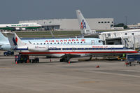 N675AE @ DFW - American Eagle at DFW - by Zane Adams