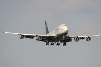 D-ABTA @ EDDF - Lufthansa 747-400 - by Andy Graf-VAP