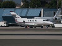 N811QS @ KSMO - N811QS taxiing - by Torsten Hoff