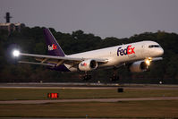 N918FD @ ORF - FedEx N918FD (FLT FDX307) from Memphis Int'l (KMEM) landing on RWY 23 just after sunset. - by Dean Heald