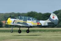 RA-3326K @ EBDT - landing at Schaffen-Diest for the old timer fly in. - by Joop de Groot