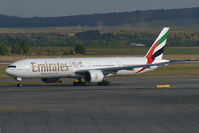 A6-ECL @ VIE - Emirates Boeing 777-300 - by Thomas Ramgraber-VAP