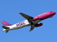 HA-LPF @ EHEH - Airbus A320-233 HA-LPF Wizz Air - by Alex Smit