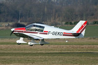 F-GEKO @ LFPZ - landing - by Alain Picollet