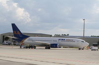 N43XA @ KPGD - Boeing 737-400