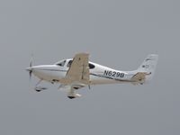 N629B @ ORL - Cirrus SR22