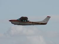 N736WP @ ORL - Cessna R182