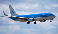 PH-BXC @ EHAM - KLM Boeing 737 - by Jan Lefers