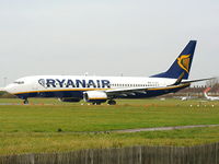 EI-DYY @ EGGP - Ryanair - by Chris Hall