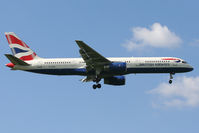 G-CPER @ EGLL - Short final to 09L at Heathrow. - by MikeP
