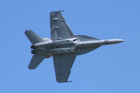 166467 @ AFW - Super Hornet Demo at the 2009 Alliance Fort Worth Airshow - by Zane Adams