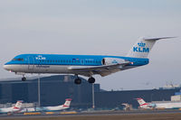 PH-WXD @ LOWW - KLM - by Delta Kilo