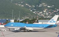 PH-BFG @ TNCM - KLM being push back from the gates at St maarten - by SHEEP GANG