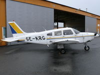 SE-KRG @ ESGP - Piper Pa28-181 Archer II SE-KRG Svensk Pilotenutbildning - by Alex Smit