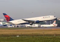 N189DN @ EGCC - Delta Airlines - by vickersfour