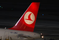 TC-JMJ @ VIE - Turkish Airbus A321-231 - by Chris J