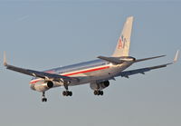 N191AN @ KORD - American Airlines Boeing 757-223, AAL2378, arriving KORD RWY 28 from KEGE. - by Mark Kalfas