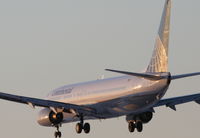 N75410 @ KORD - Continental Airlines Boeing 737-924, COA146, arriving RWY 28 KORD from KIAH. - by Mark Kalfas