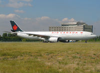 C-GHKR @ LFPG - Air Canada - by vickersfour