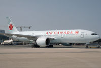 C-FIUF @ CYVR - Air Canada 777-200
