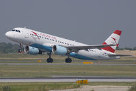 OE-LBO @ LOWW - Austrian Airlines A320 - by Andy Graf-VAP