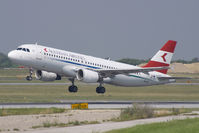 OE-LBS @ LOWW - Austrian Airlines A320 - by Andy Graf-VAP