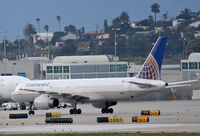 N14102 @ KLAX - Continental 757-224, on taxiway Charlie KLAX. - by Mark Kalfas
