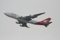 VH-OEG @ KLAX - Qantas Boeing 747-438, 25R departure KLAX. - by Mark Kalfas