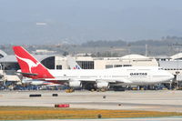 VH-OJE @ KLAX - Qantas Boeing 747-438, taxiing for a 25R departure KLAX. - by Mark Kalfas