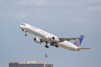 N57868 @ KLAX - Continental 757-33N, 25R departure KLAX. - by Mark Kalfas