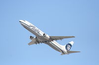 N318AS @ KLAX - Alaska Airlines Boeing 737-990, 25R departure KLAX. - by Mark Kalfas