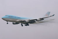 HL7434 @ LOWW - Korean Air Cargo 747-400
