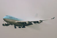 HL7434 @ LOWW - Korean Air Cargo 747-400
