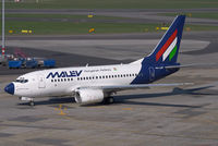HA-LOF @ EPWA - Malev 737-600