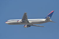 N175DZ @ KLAX - Delta Airlines Boeing 767-332, 25R departure KLAX. - by Mark Kalfas