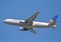 N76156 @ KLAX - Continental Boeing 767-224, 25R departure KLAX. - by Mark Kalfas