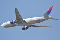 N866DA @ KLAX - Delta Airlines Boeing 777-232, 25R departure KLAX. - by Mark Kalfas