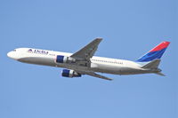 N126DL @ KLAX - Delta Airlines Boeing 767-332, 25R departure KLAX. - by Mark Kalfas