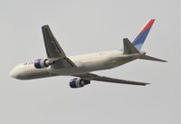 N174DZ @ KLAX - Delta Airlines Boeing 767-332, KLAX 25R departure - by Mark Kalfas