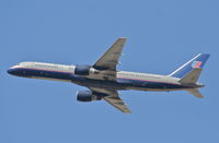 N524UA @ KLAX - United Airlines Boeing 757-222 , N524UA 25R departure KLAX. - by Mark Kalfas
