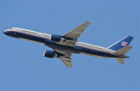 N545UA @ KLAX - United Airlines Boeing 757-222, N545UA departing KLAX 25R. - by Mark Kalfas