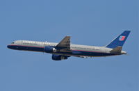 N595UA @ KLAX - United Airlines Boeing 757-222, N595UA RWY 25R departure KLAX. - by Mark Kalfas