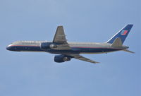 N503UA @ KLAX - United Airlines Boeing 757-222, N503UA RWY 25R departure KLAX. - by Mark Kalfas